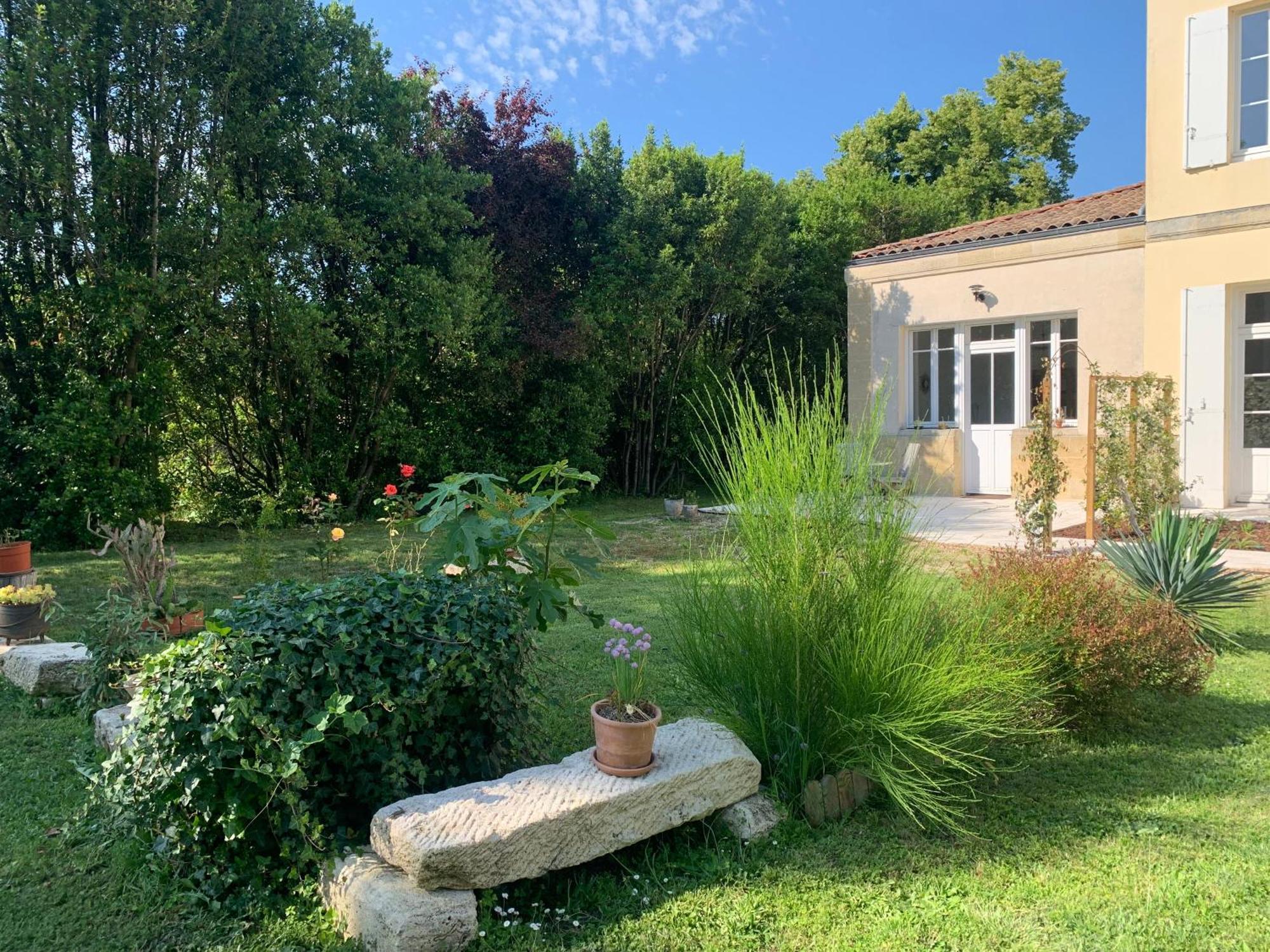 Suite Privative Abella - Aile De Maison Bourgeoise Ambares-et-Lagrave 外观 照片